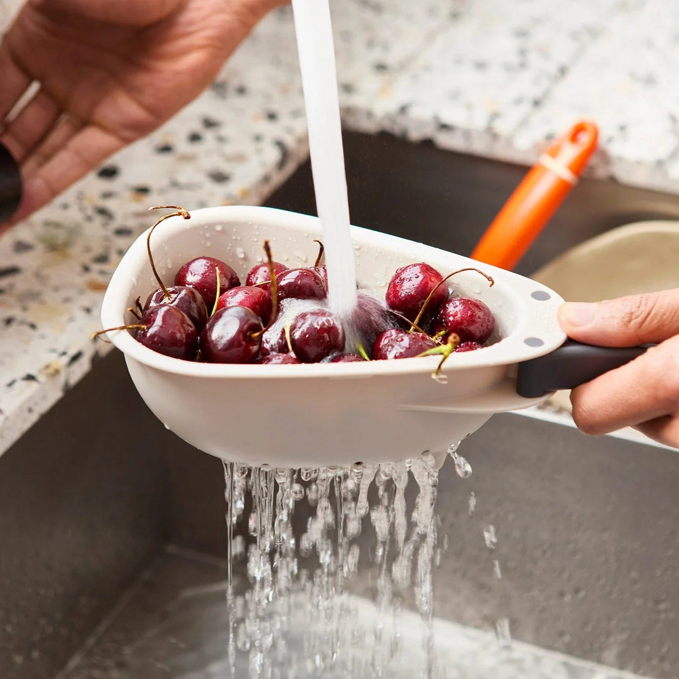 Joseph Joseph Droplet Mini Small Folding Colander
