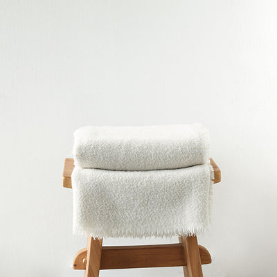 Urban Oasis Boucle Throw Stone - Gro Urban Oasis