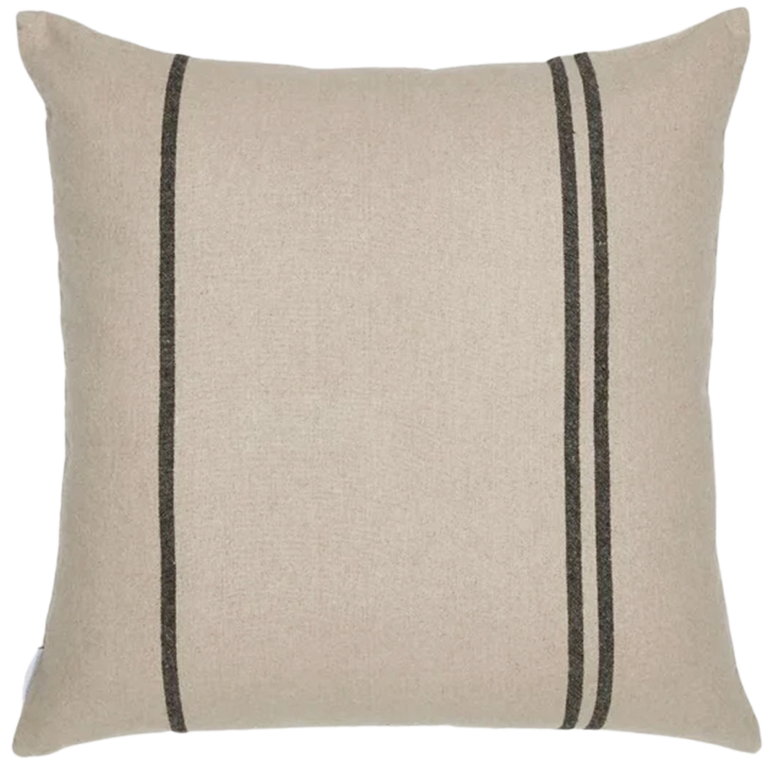 Urban Oasis Anika Square Cushion Jet - Gro Urban Oasis
