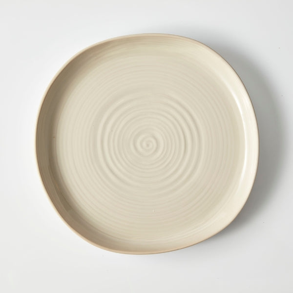 Neale Whitaker Everyday Dinner Plate Stack of 6 Sand - Gro Urban Oasis