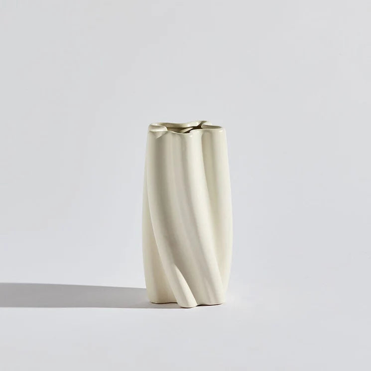 Ben David Swirl Vase Small White - Gro Urban Oasis
