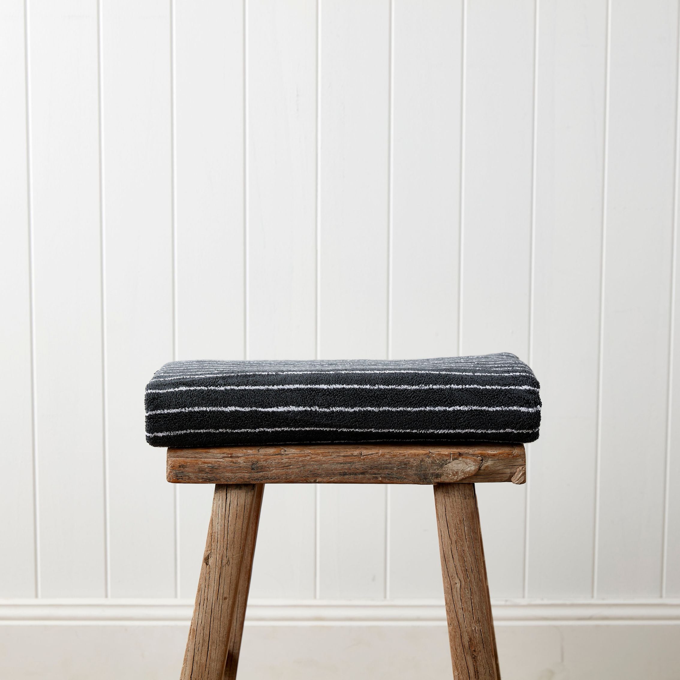 Urban Oasis Hudson Stripe Bath Sheet Granite - Gro Urban Oasis