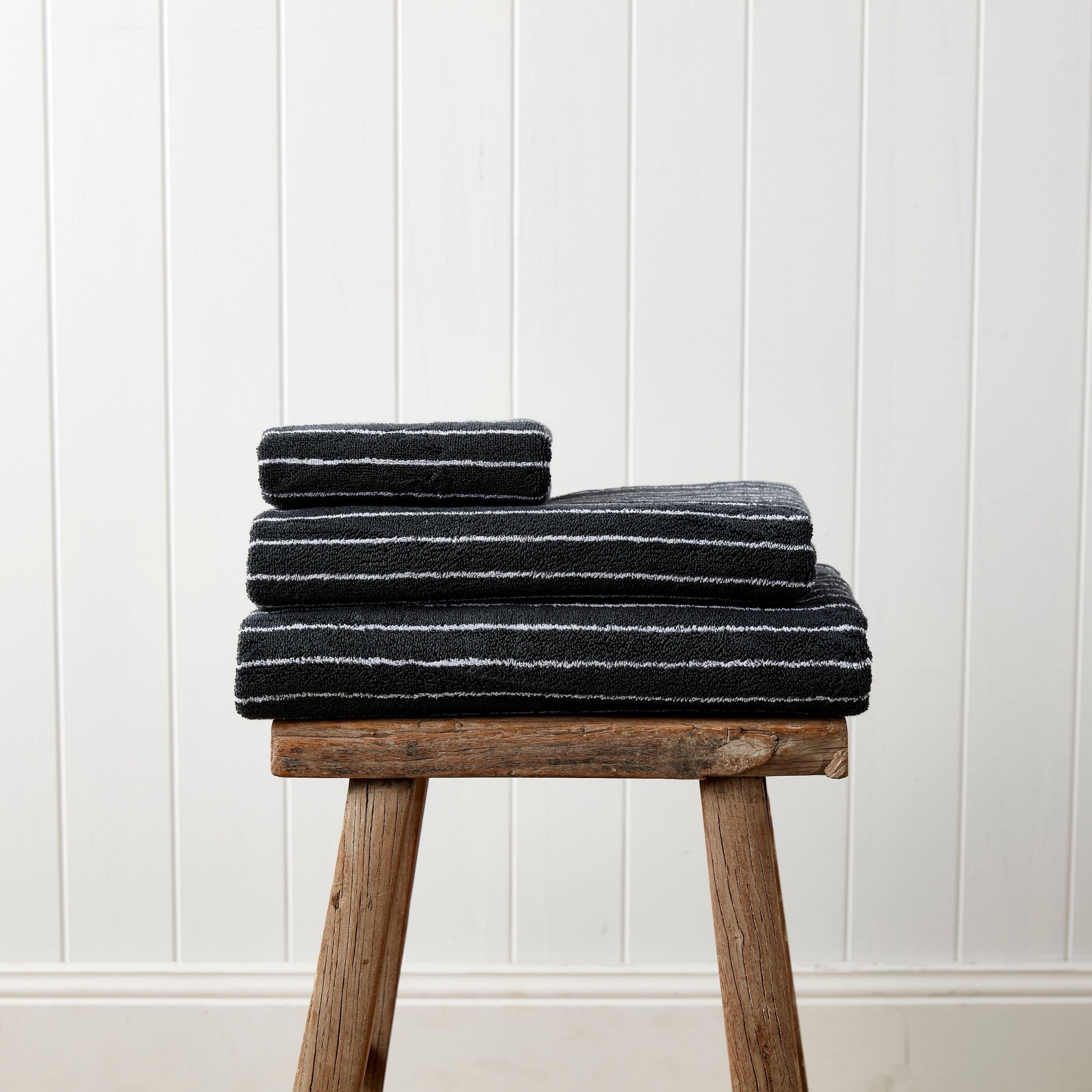 Urban Oasis Hudson Stripe Hand Towel Granite - Gro Urban Oasis