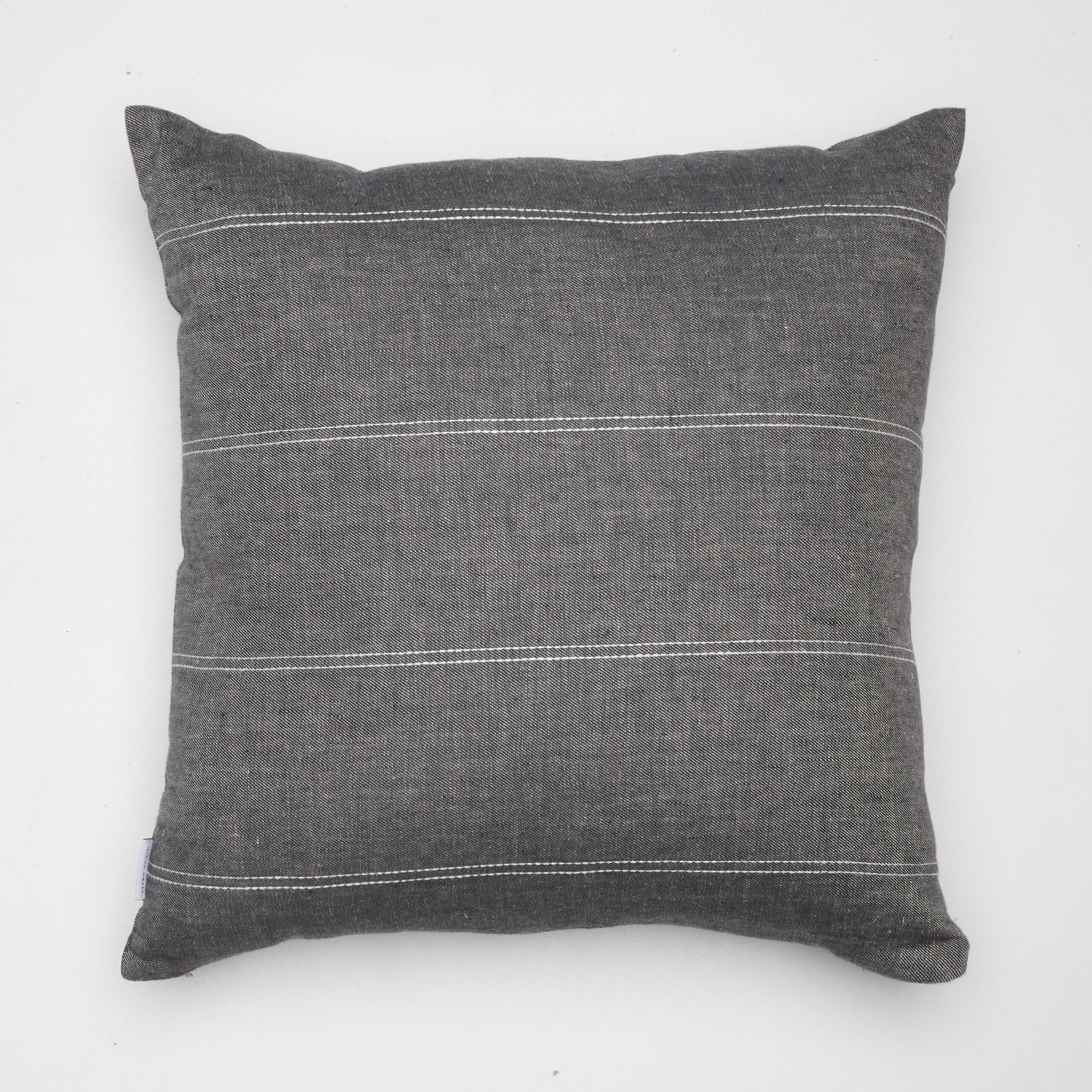 Urban Oasis Ayla Square Cushion Woodland Gray